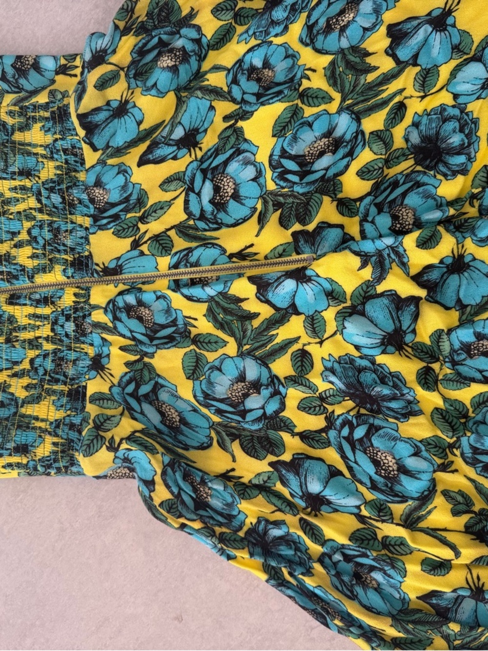 Alice + Olivia Yellow Floral Sundress with Teal Accents - Picture 4 of 6